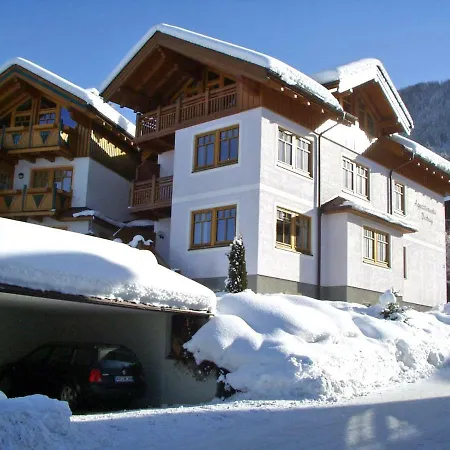 Dertnig Apartment *